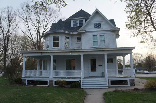 430 Whitewater Ave, Fort Atkinson, WI 53538