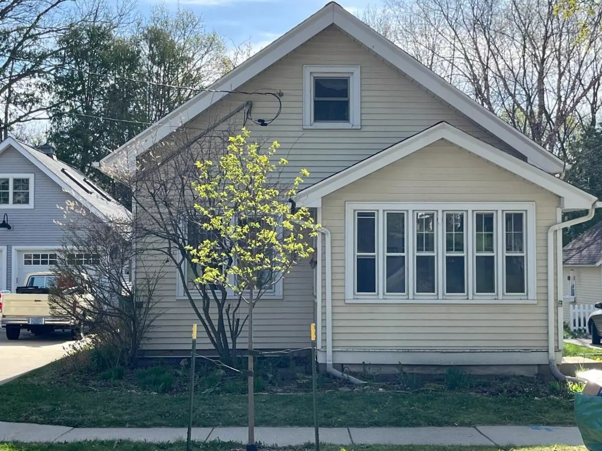 Cedarburg, WI 53012,W66N674 Madison Ave