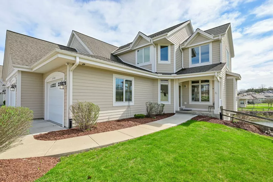 3500 Sequoia Cir, Waukesha, WI 53188