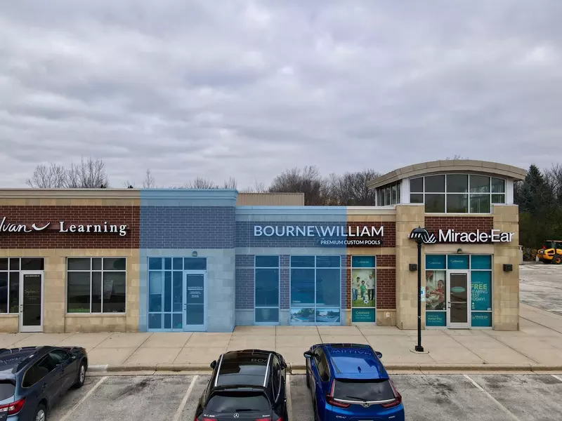15060 W Greenfield Ave Unit 102, Brookfield, WI 53005