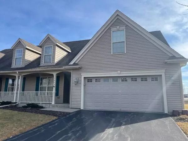 1444 Groves Ln, Union Grove, WI 53182