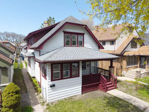 3743 N Vel R Phillis Ave Unit 3743A, Milwaukee, WI 53212