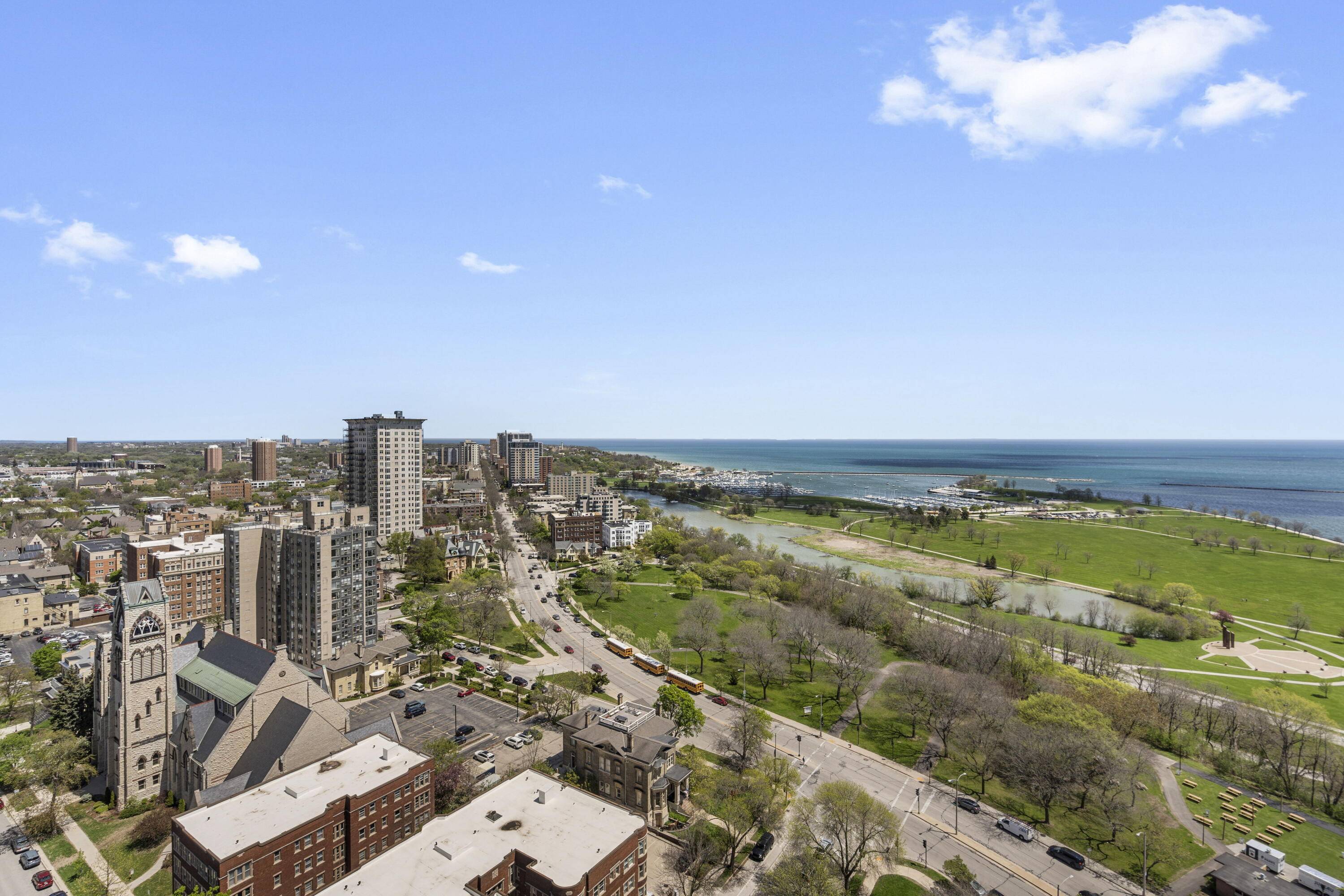 929 N Astor St Unit 2608, Milwaukee, WI 53202
