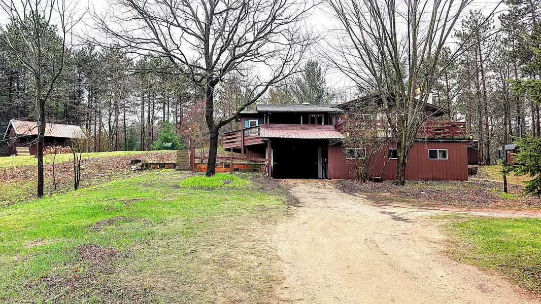 W7515 Beechnut Ct, Wautoma, WI 54982