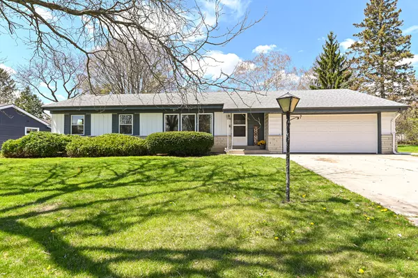 8243 N 50th St, Brown Deer, WI 53223