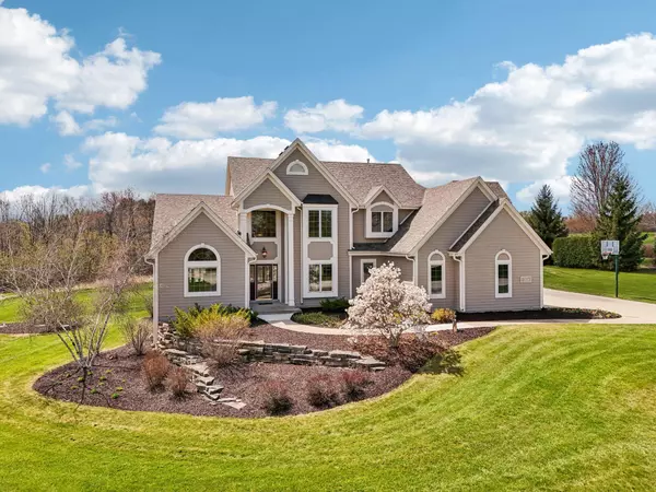 3139 Prairie View Ln, Richfield, WI 53076