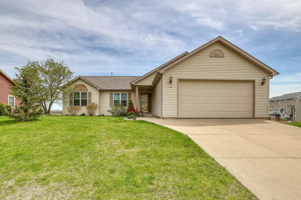 Hartford, WI 53027,747 Dakota Dr