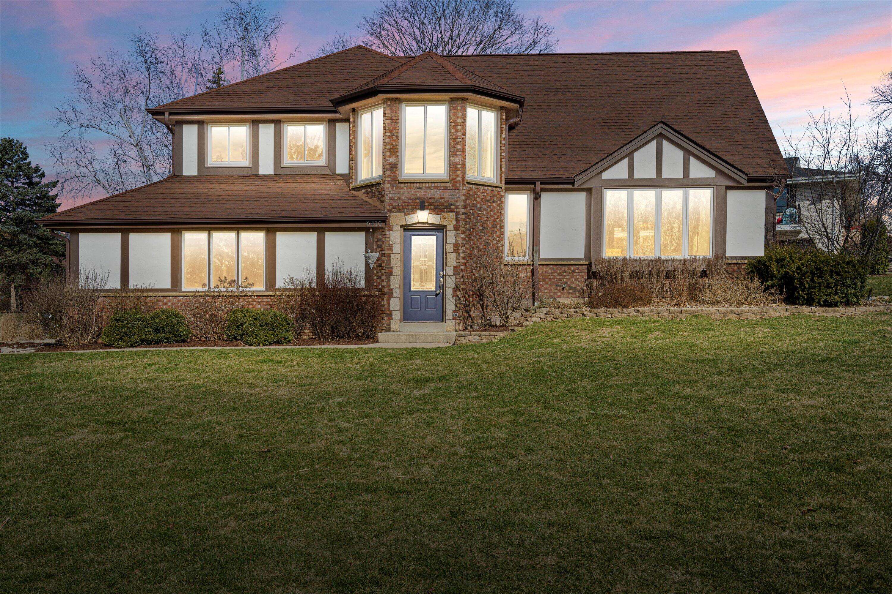6410 Lyra Ln, Caledonia, WI 53406