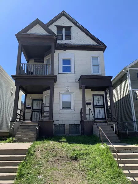 2209 N 29th St Unit 2211, Milwaukee, WI 53208