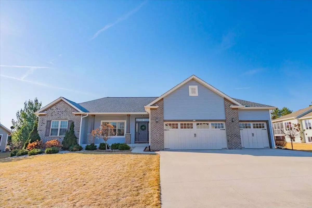 Lake Mills, WI 53551,575 Country View Ln