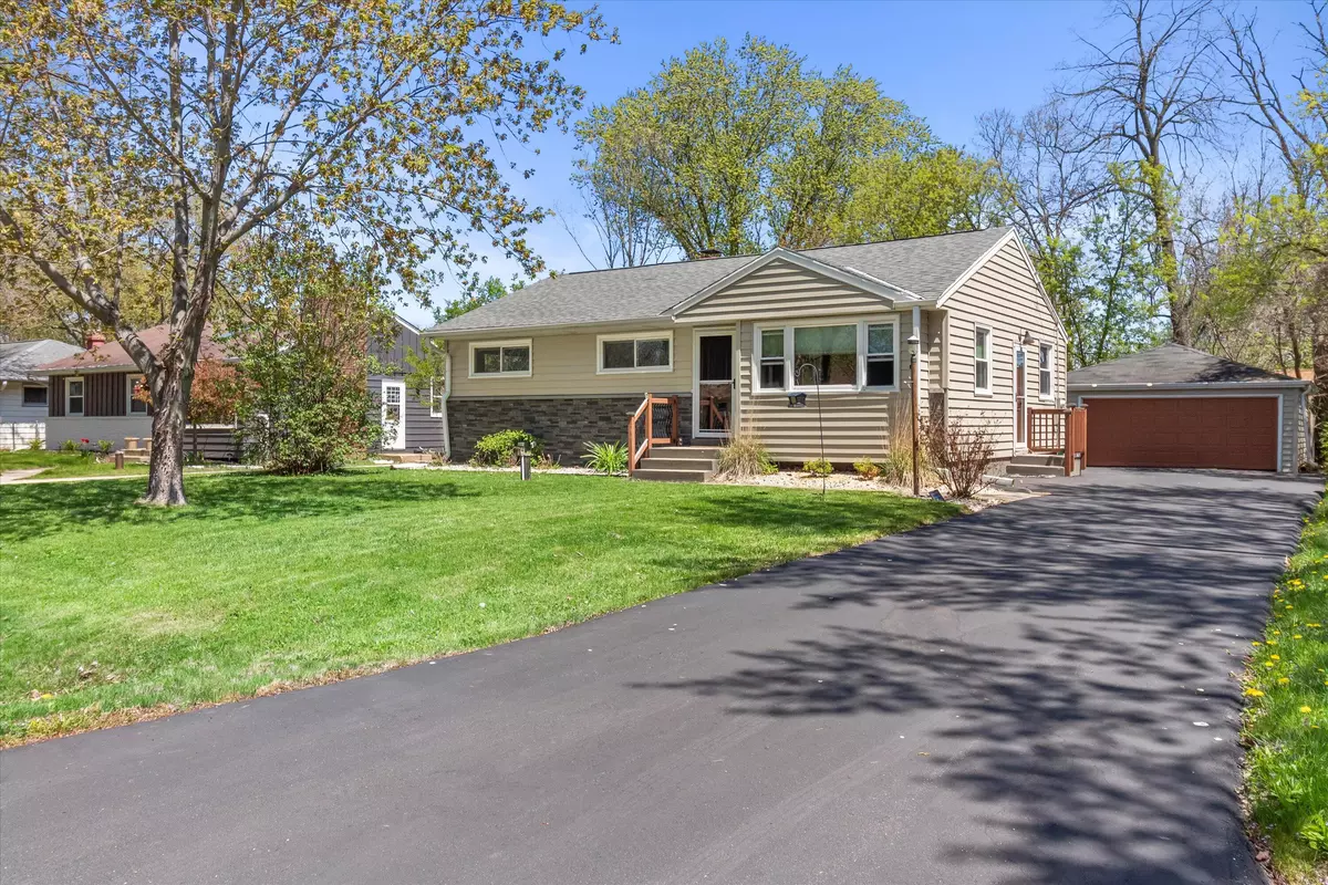 Hales Corners, WI 53130,5414 S 114th St