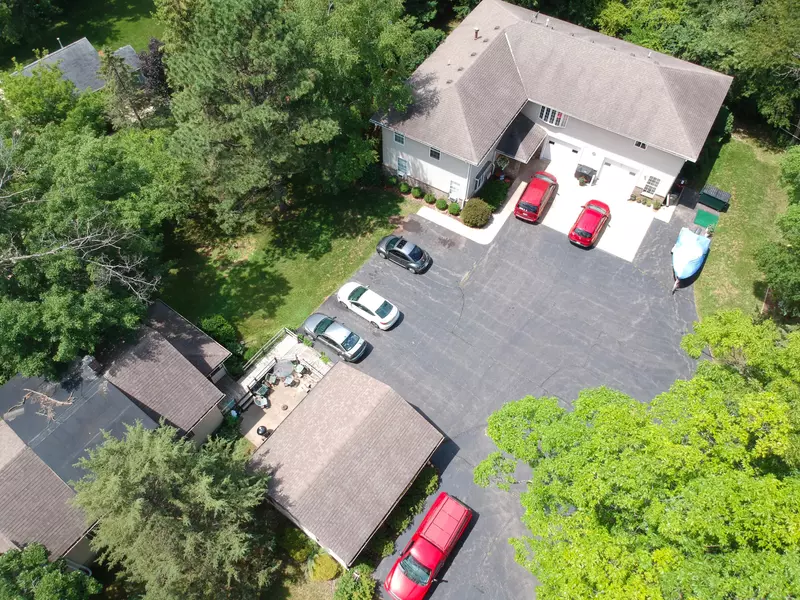 317 N Lake Ave, Twin Lakes, WI 53181