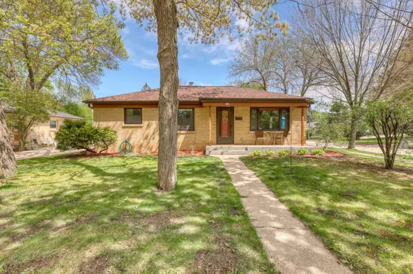 154 N 93rd St, Milwaukee, WI 53226