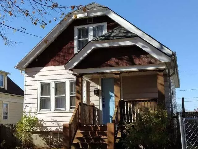 4715 N 39th St, Milwaukee, WI 53209
