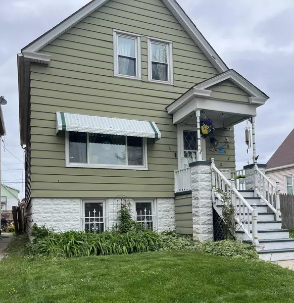 3640 E Barnard Ave, Cudahy, WI 53110