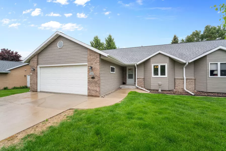 N165W19555 Partridge Path, Jackson, WI 53037