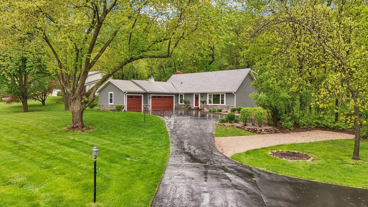 Genesee, WI 53188,S29W29918 S Bethesda Cir