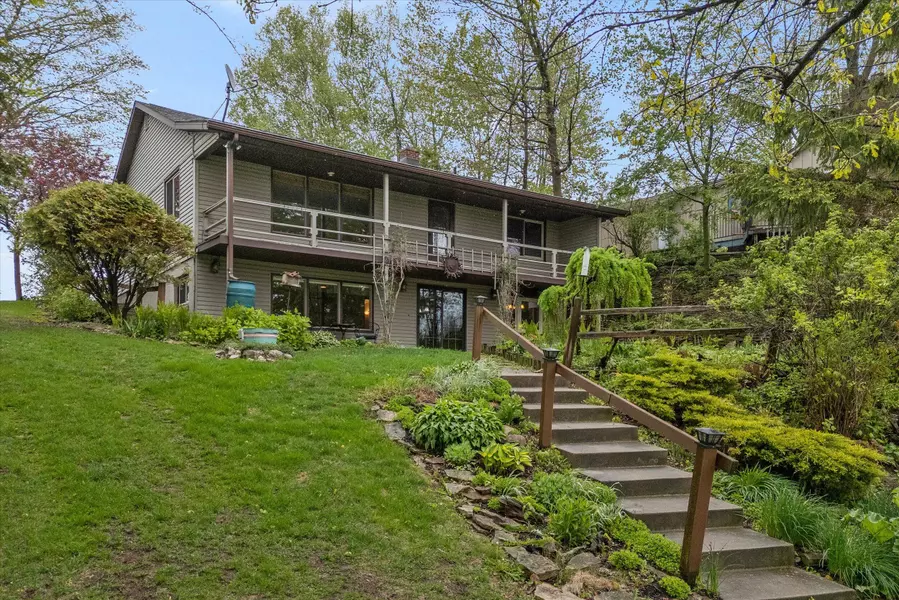 4418 S Union Rd, Newton, WI 54220