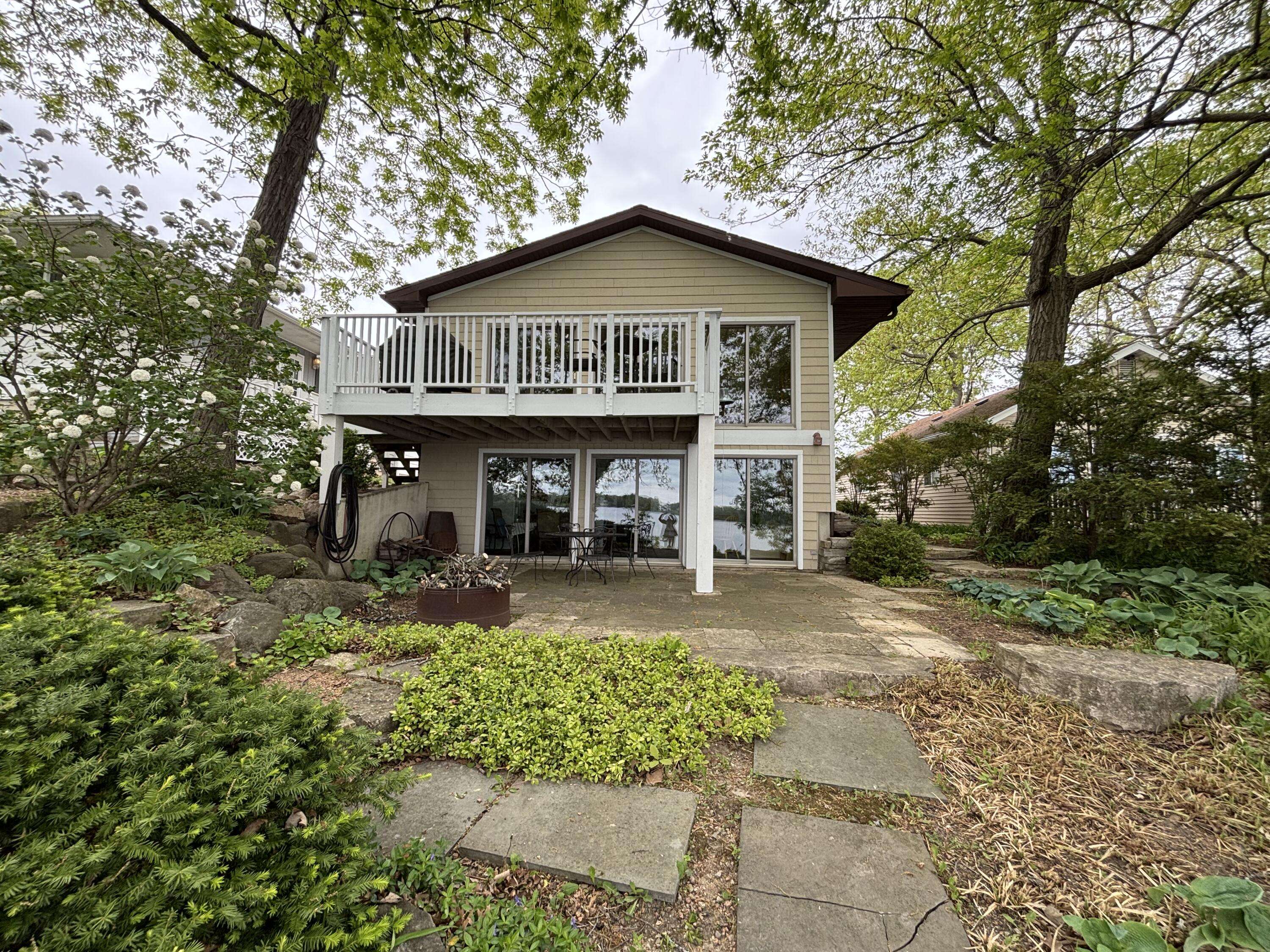 24109 64th Pl, Paddock Lake, WI 53168
