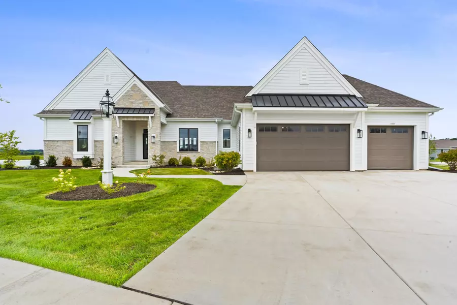 1600 Sauk Trl, Waukesha, WI 53189