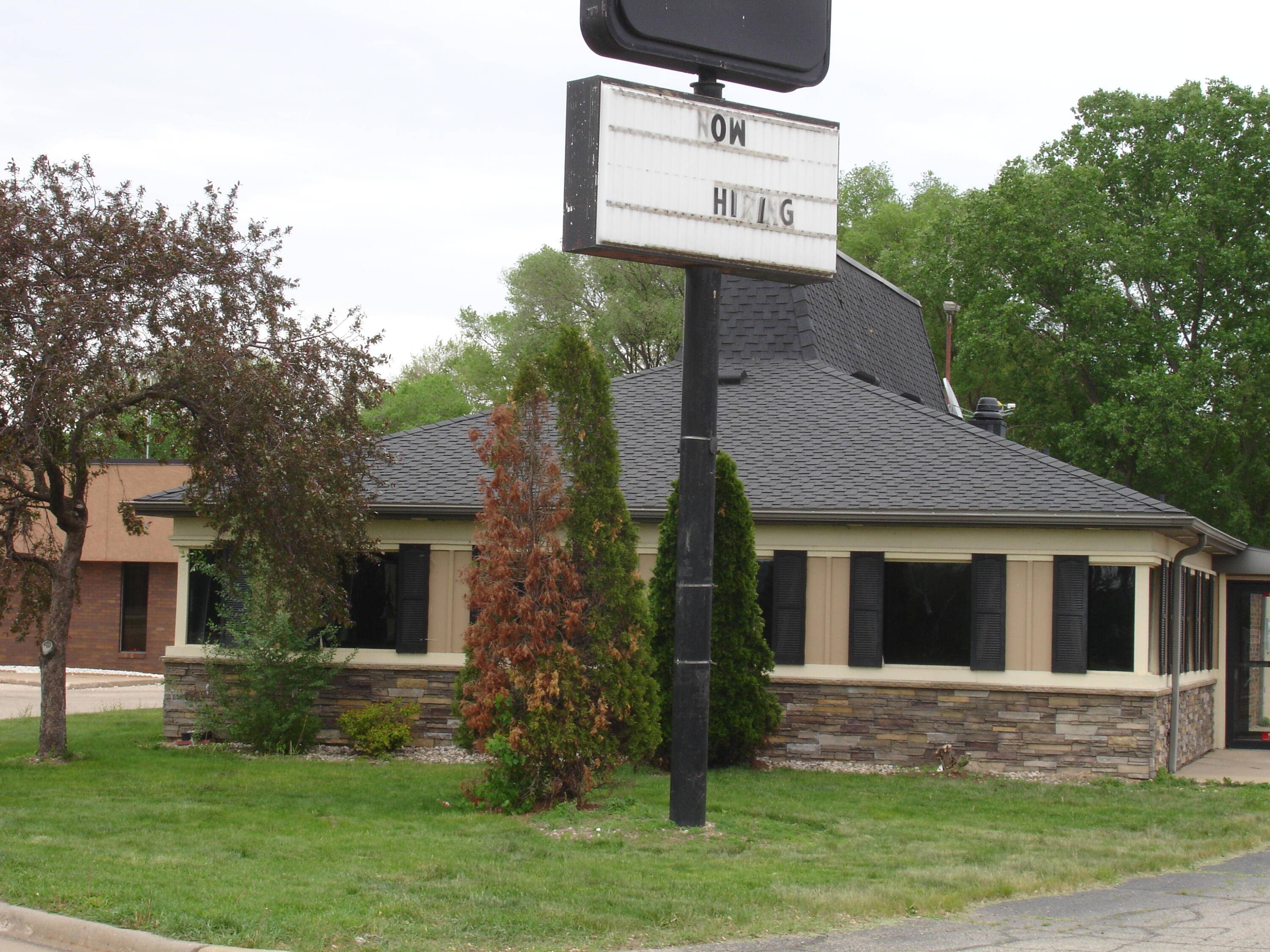 2212 Rose St, La Crosse, WI 54603