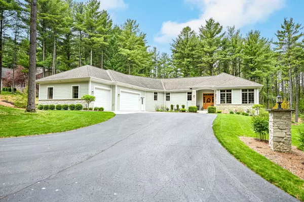7855 Indian Lore Rd Unit 4, Farmington, WI 53090