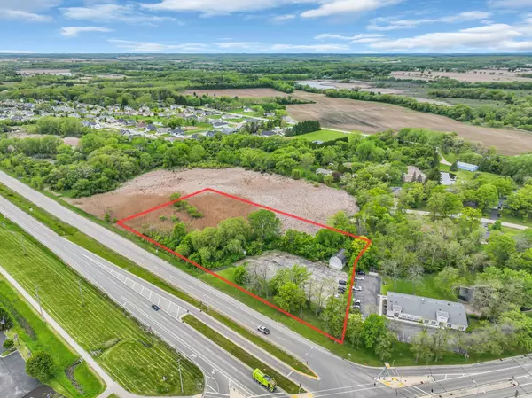 Lt2 Milwaukee Ave,  Burlington,  WI 53105