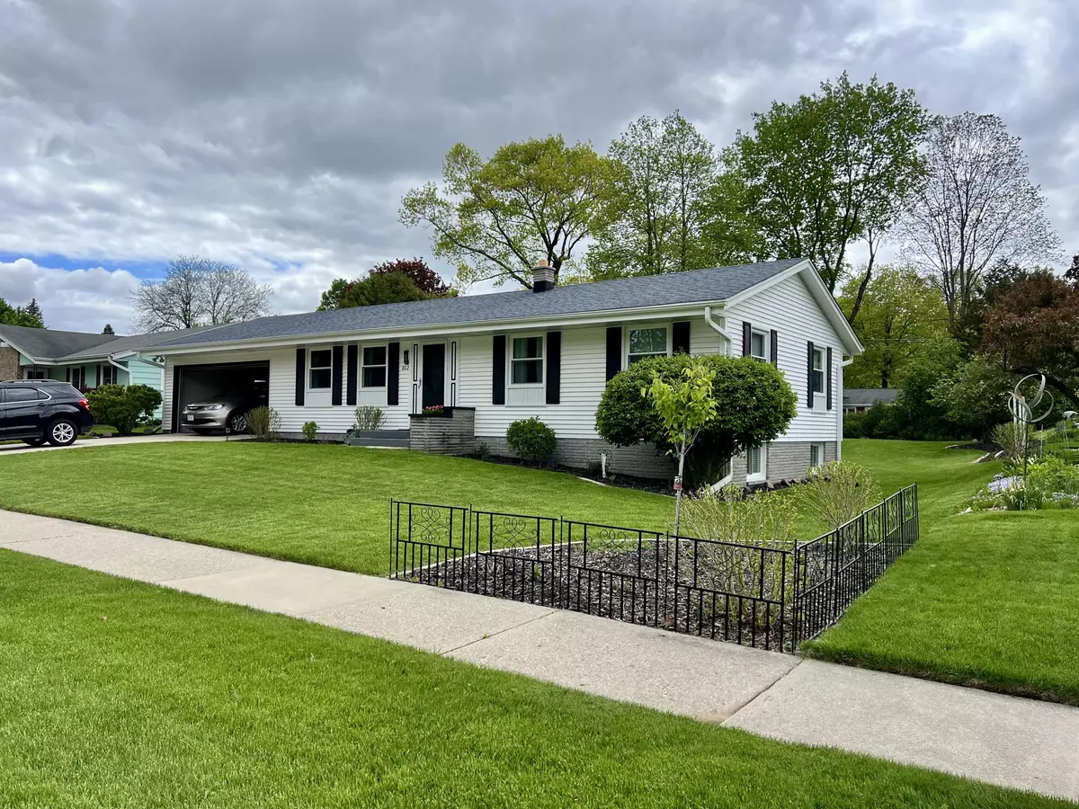 West Bend, WI 53090,802 Mulberry Dr E