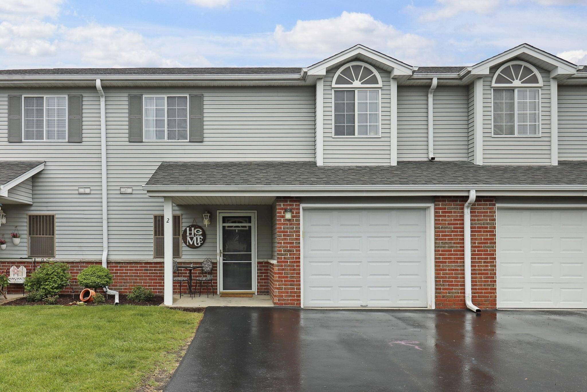 7122 Fieldview Dr Unit 2, Mount Pleasant, WI 53406