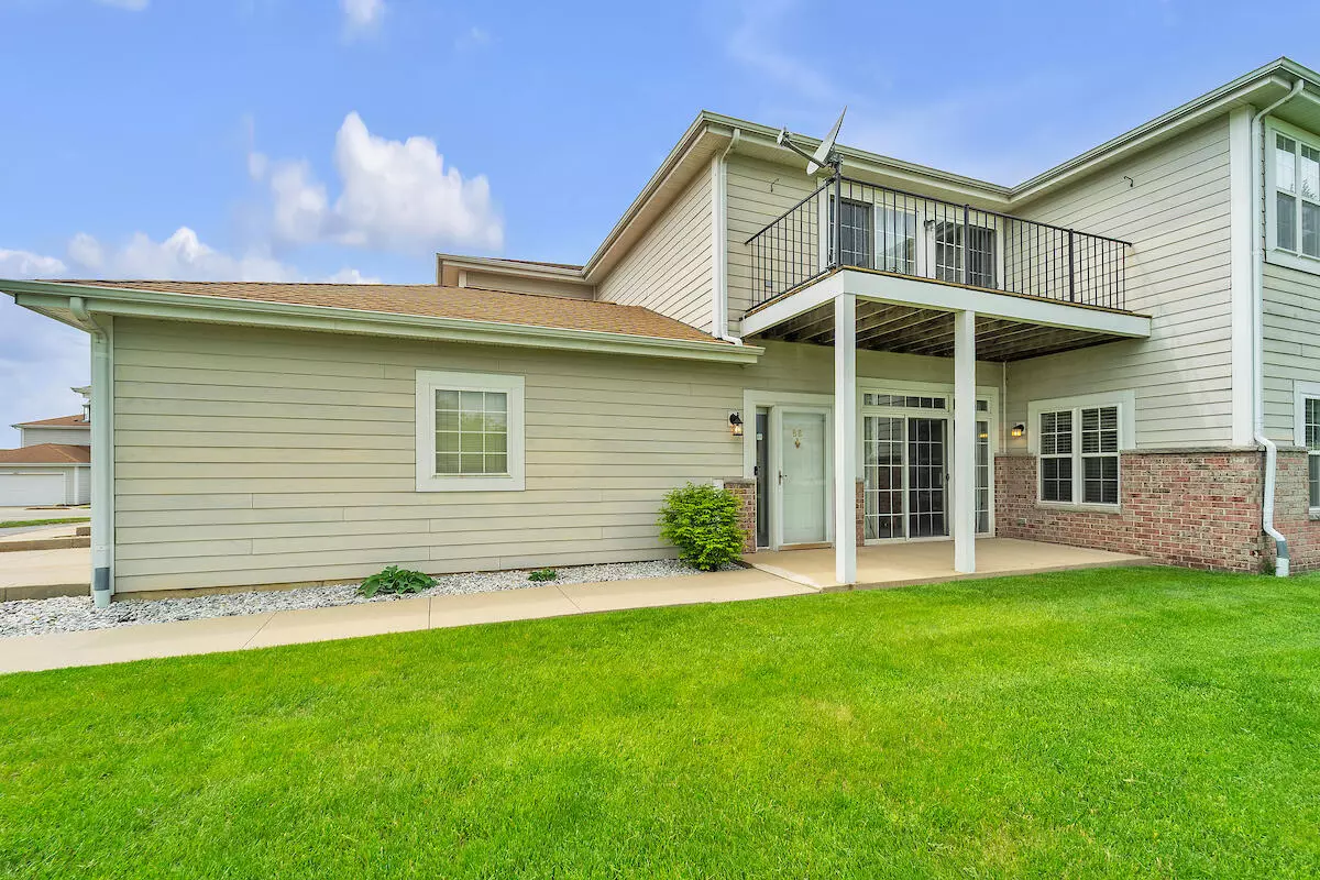 Pleasant Prairie, WI 53158,10245 66th Ave Unit 2BB