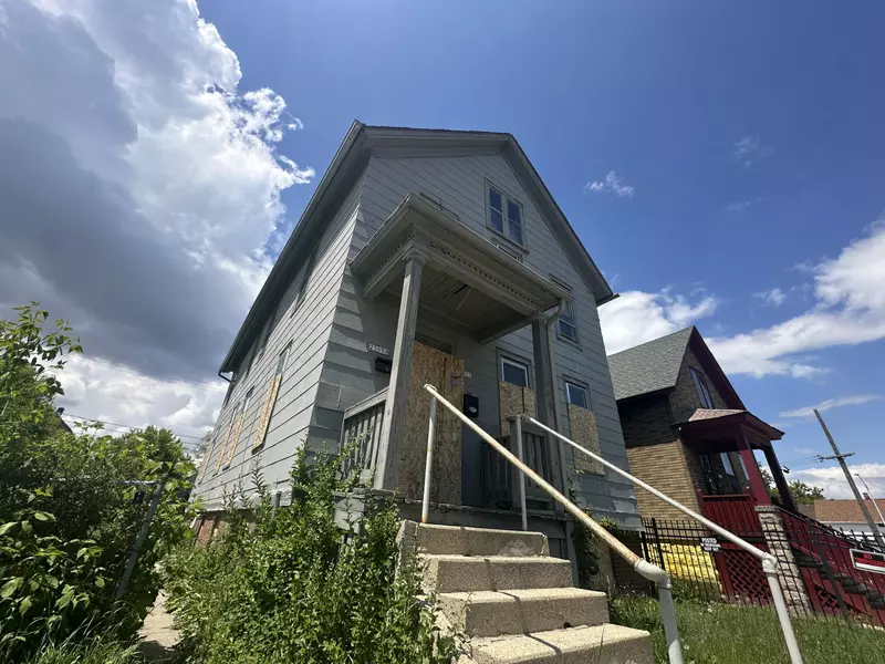 2365 N 20th St Unit 2365A, Milwaukee, WI 53206