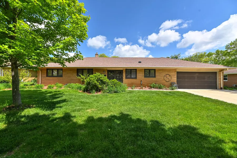 13024 W Fairmount Ave, Butler, WI 53007