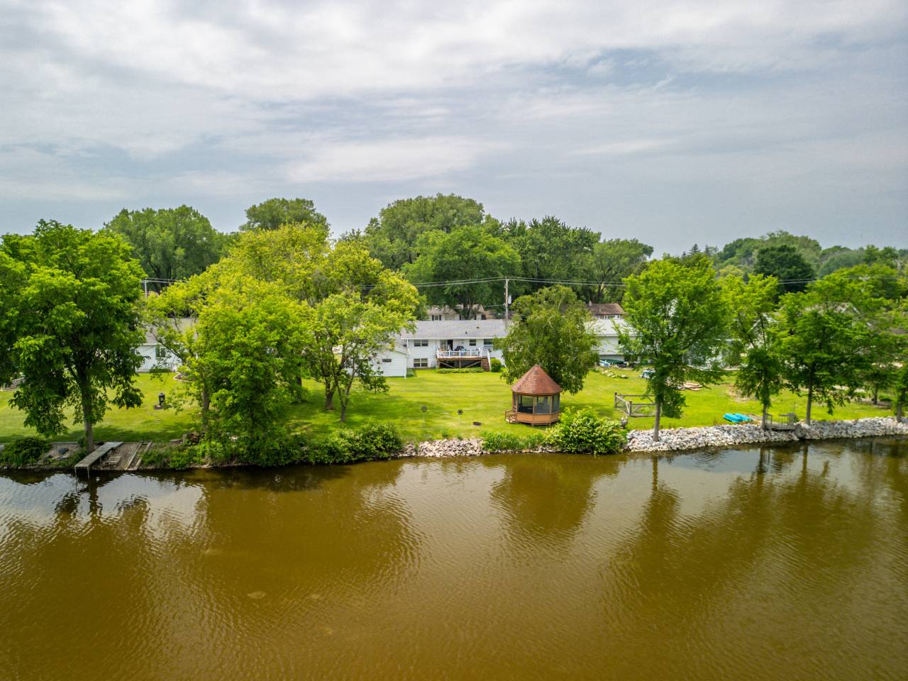 Watertown, WI 53098,717 N Water St