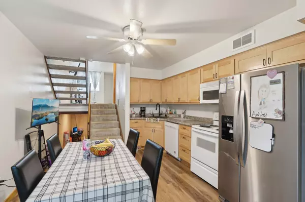 Waukesha, WI 53189,1518 Big Bend Rd Unit H