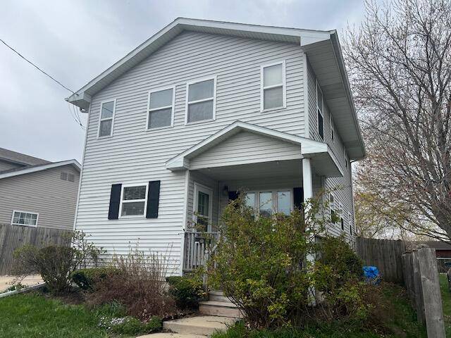 1906 Erie St, Racine, WI 53402