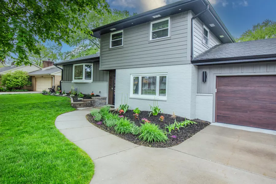 8561 N Greenvale Rd, Bayside, WI 53217