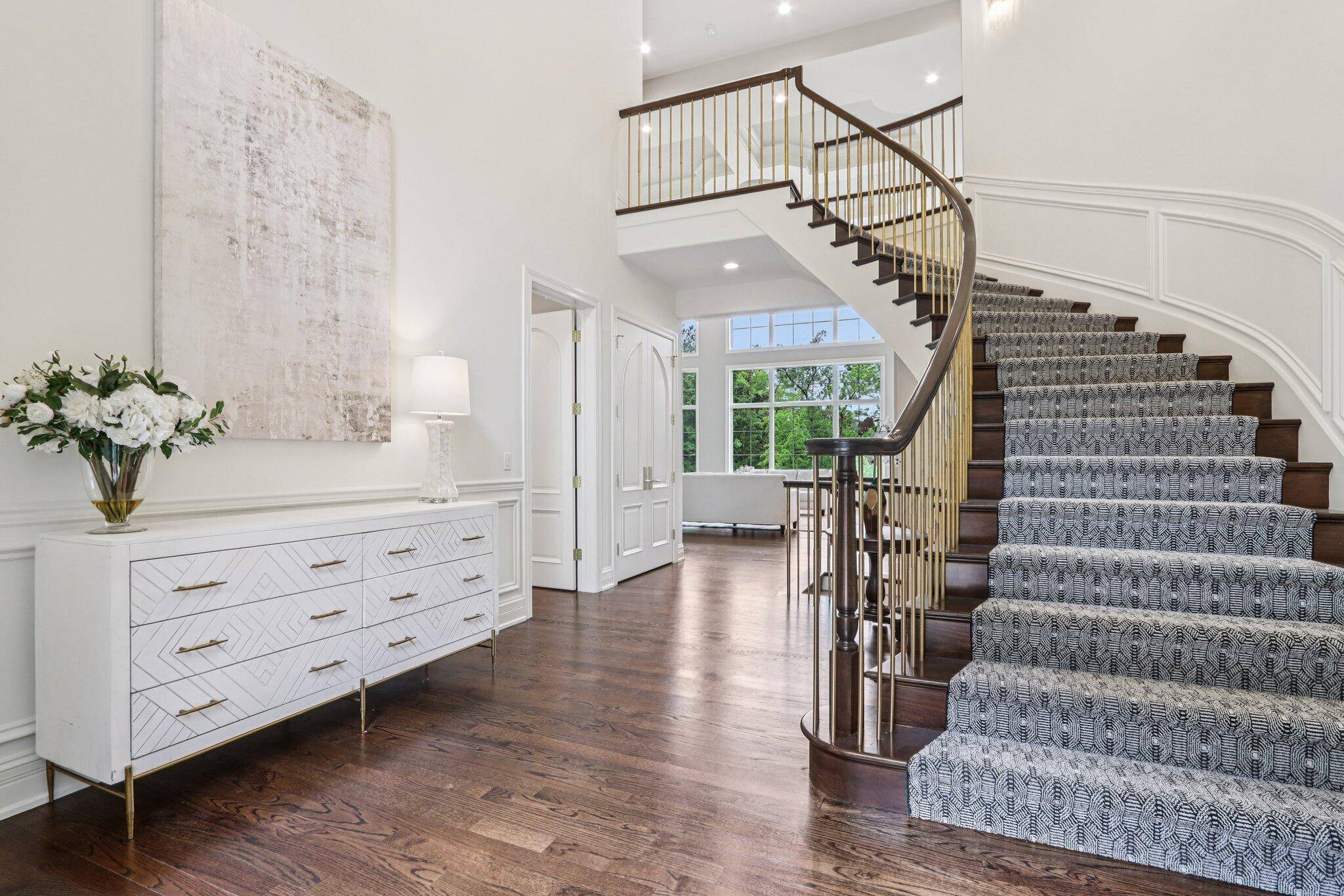 Mequon, WI 53092,10031 N Range Line Rd