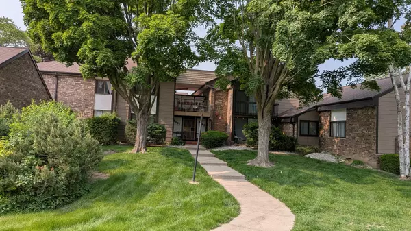 8643 N Servite Dr Unit 116,  Milwaukee,  WI 53223