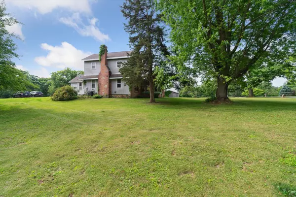 Lyons, WI 53105,2611 South Rd