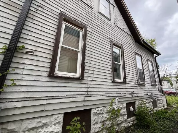 Milwaukee, WI 53212,2908 N 6th St