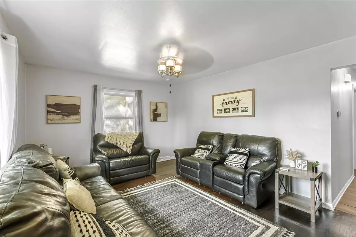 West Allis, WI 53214,9424 W Orchard St