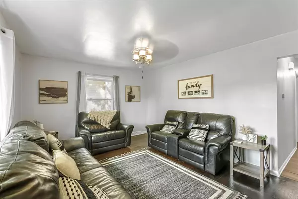 9424 W Orchard St, West Allis, WI 53214