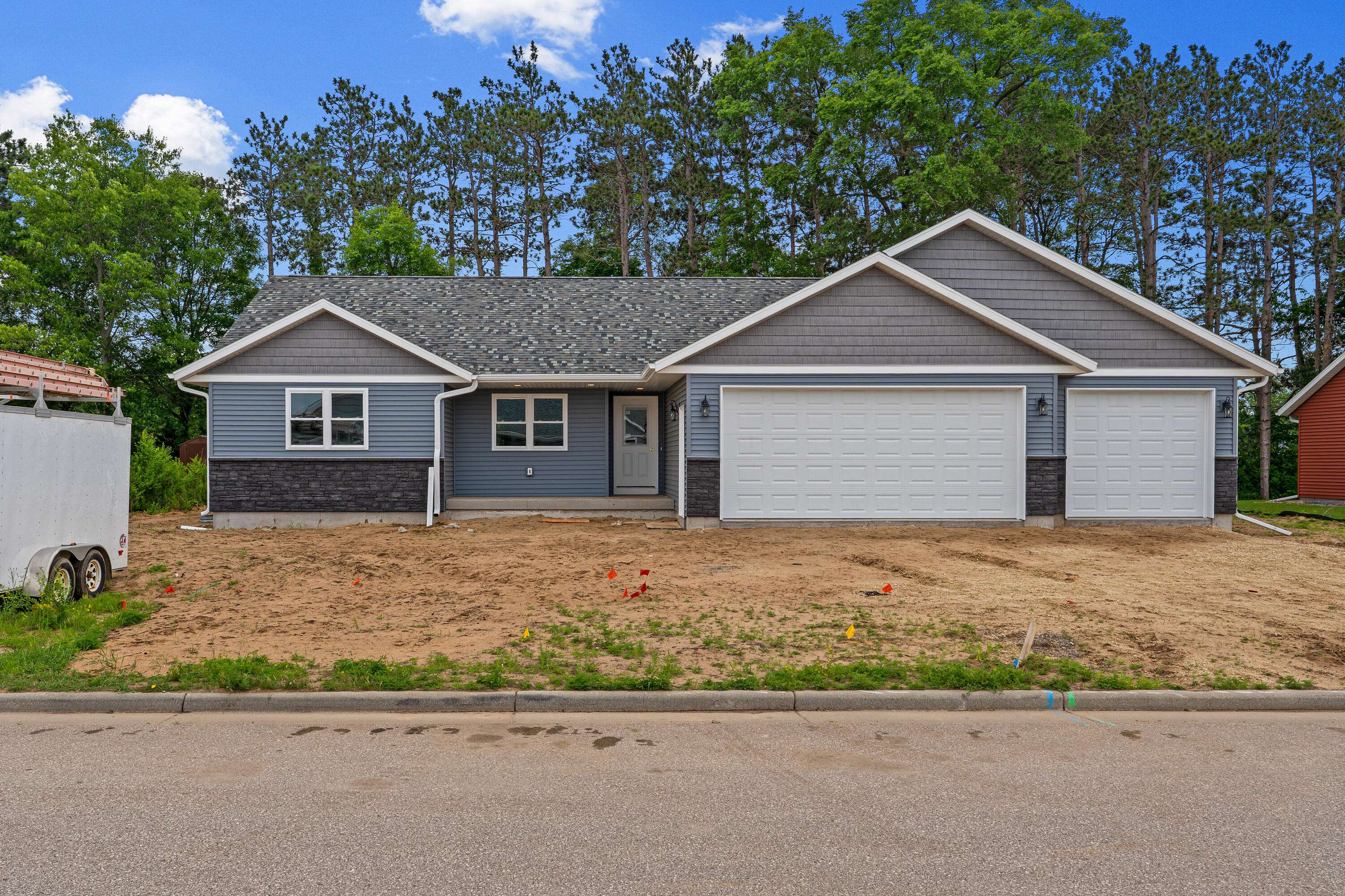 2020 Prairie Pl, Holmen, WI 54636