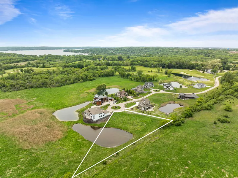 Lt0 Hunt Club Dr Unit 56-04, Geneva, WI 53147