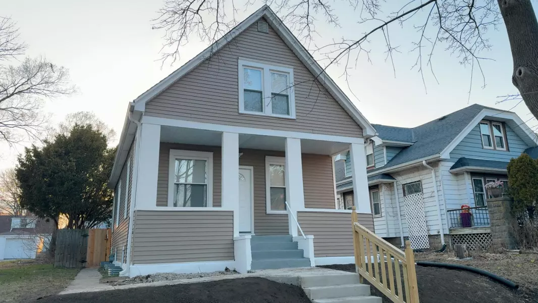 5555 N 39th St, Milwaukee, WI 53209