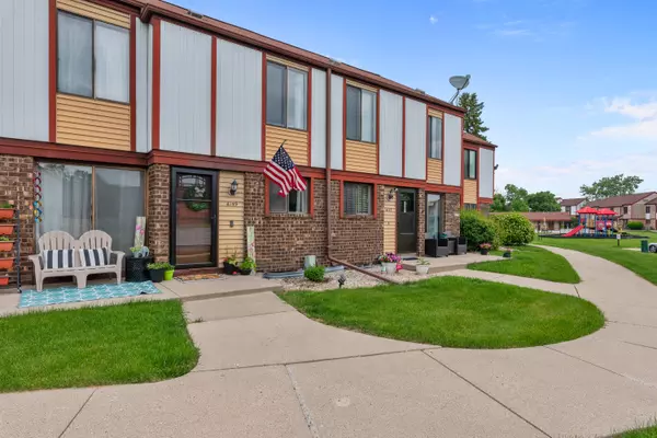 4159 W College Ave, Franklin, WI 53221