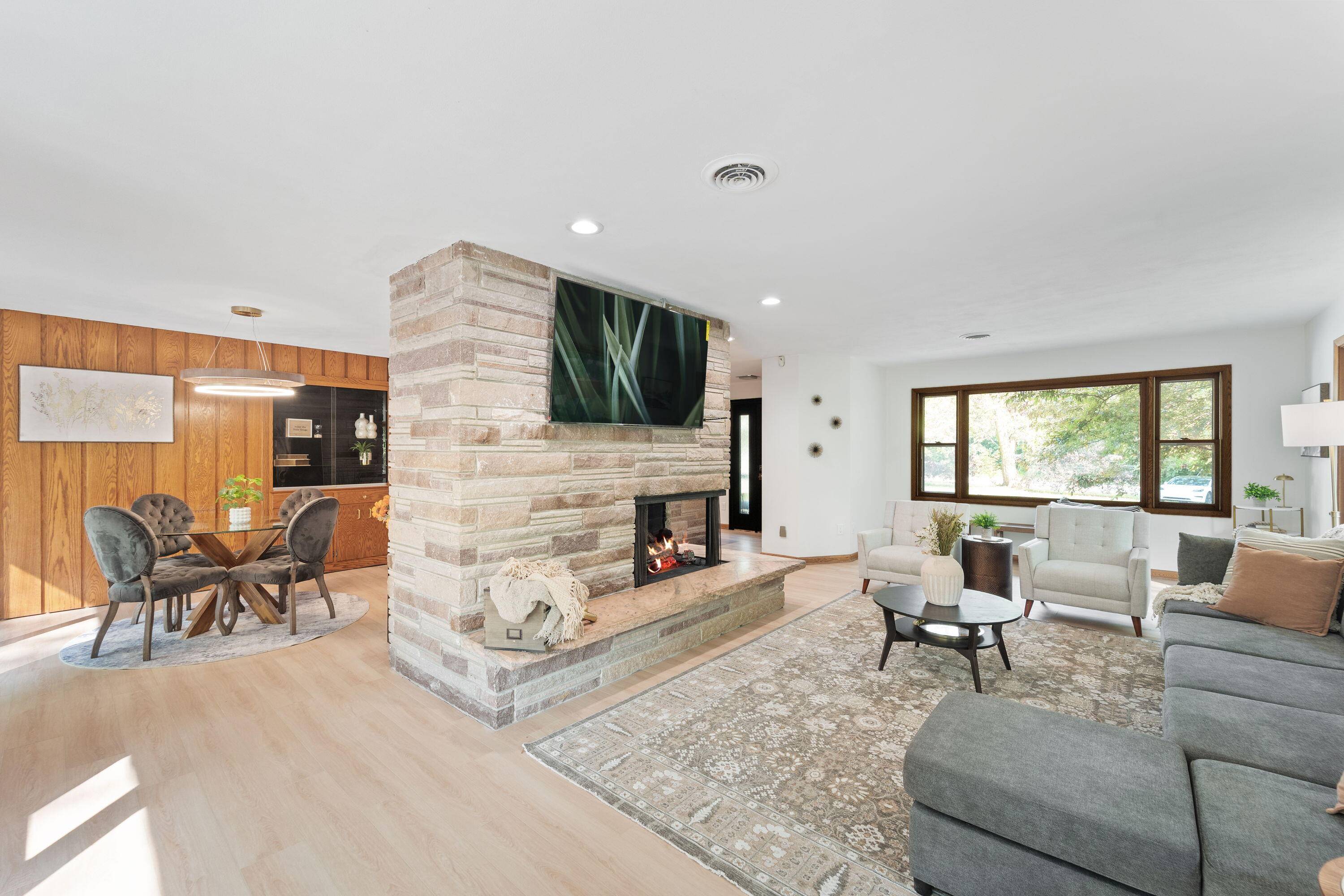 4326 Taylor Ave, Mount Pleasant, WI 53405