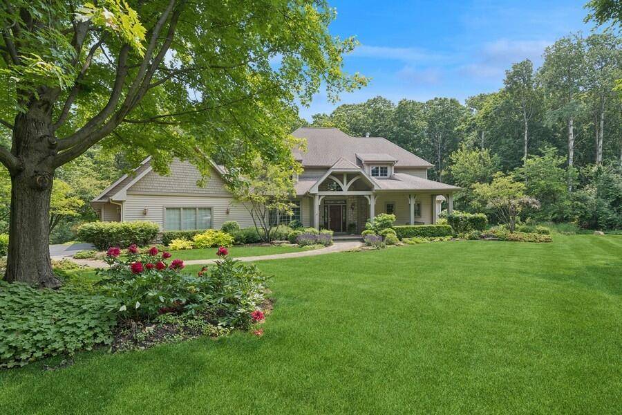 N1760 W Valley Park Rd, Linn, WI 53147