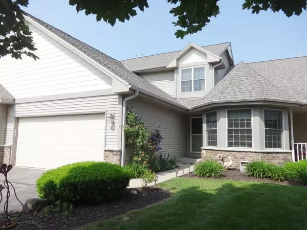 605 Annecy Park Cir, Waterford, WI 53185