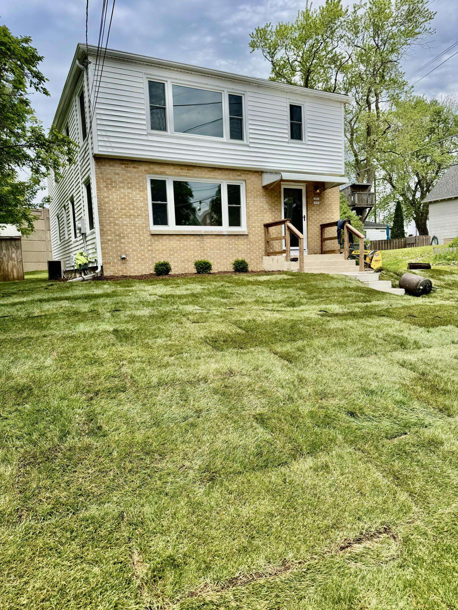 2881 S Linebarger Ter Unit # 2883, Milwaukee, WI 53207